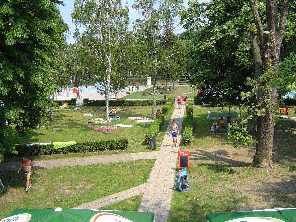 Patak-Party Apartmanok Bogács الغرفة الصورة